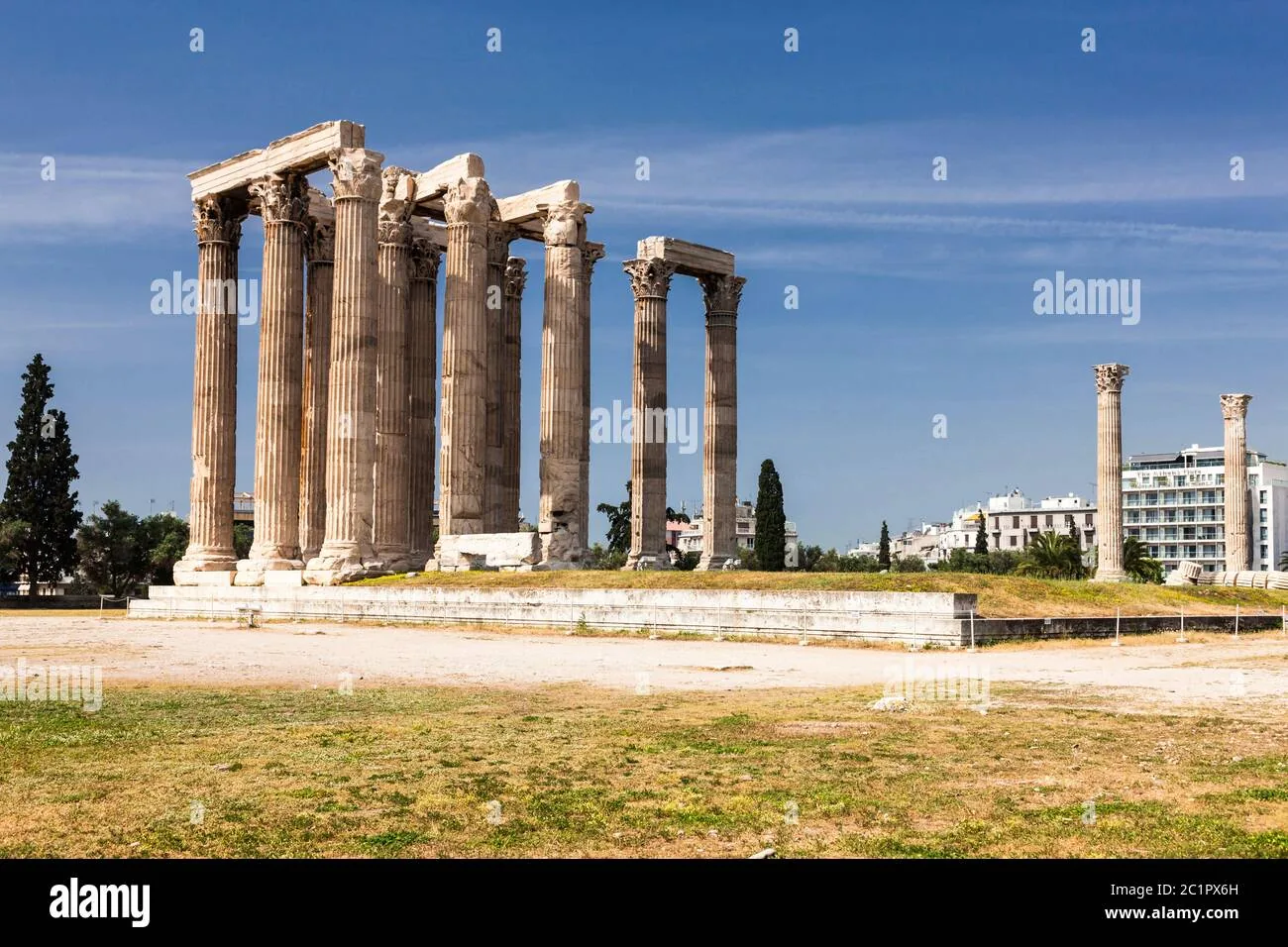 Ναός του Ολυμπίου Διός & Πύλη του Αδριανού — φωτογραφία 2