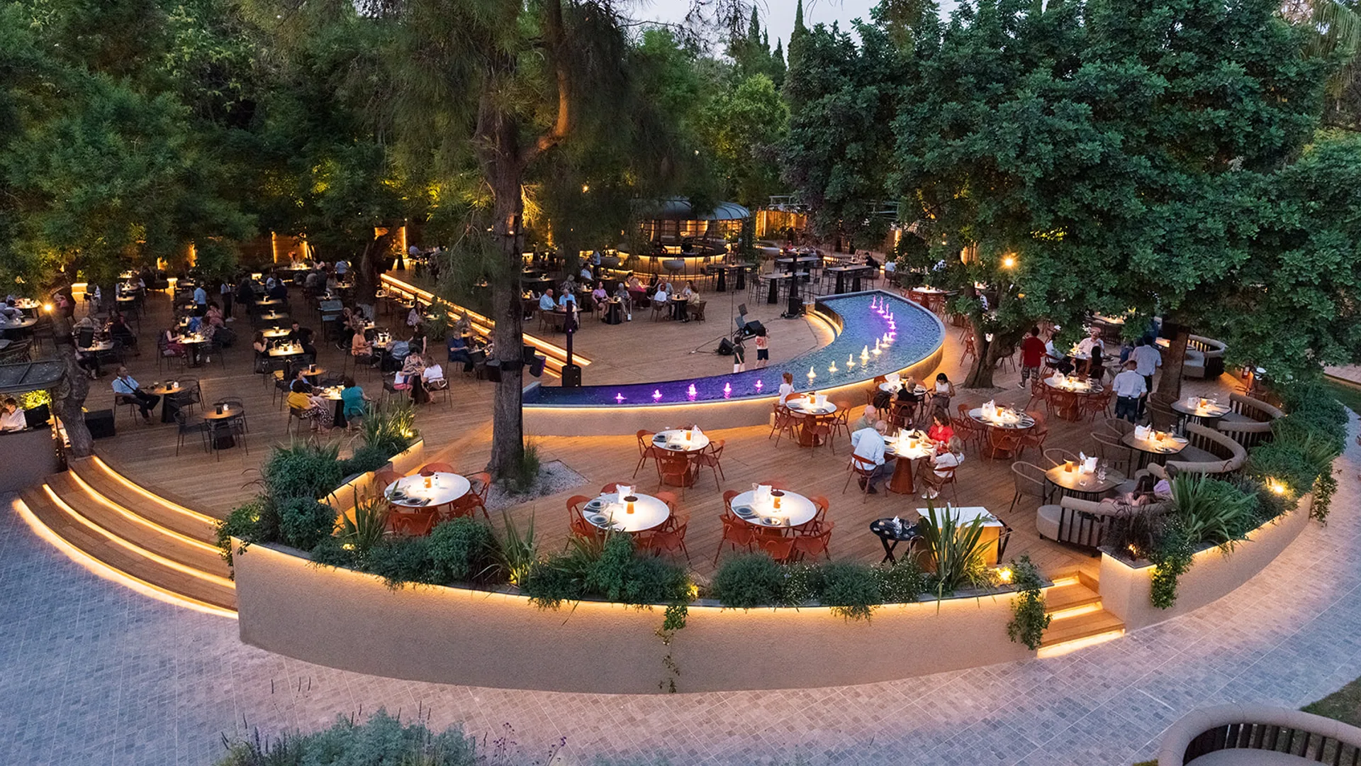 Green Park Athens — αναπαλαιωμένο νεοκλασικό καφέ-εστιατόριο μέσα στο Πεδίον του Άρεως
